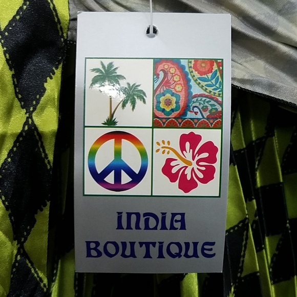 Halter Dress - Picture 7 of 7